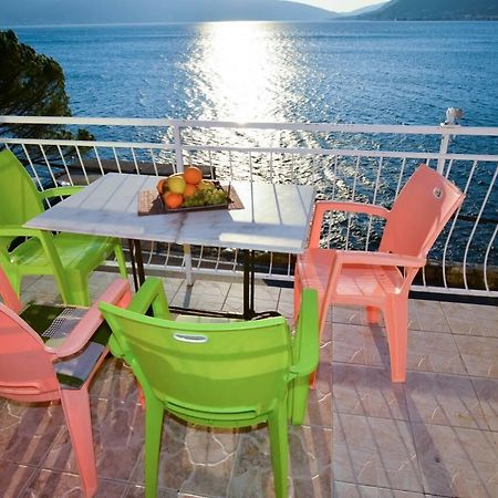 Apartments Olga Tivat Exterior foto