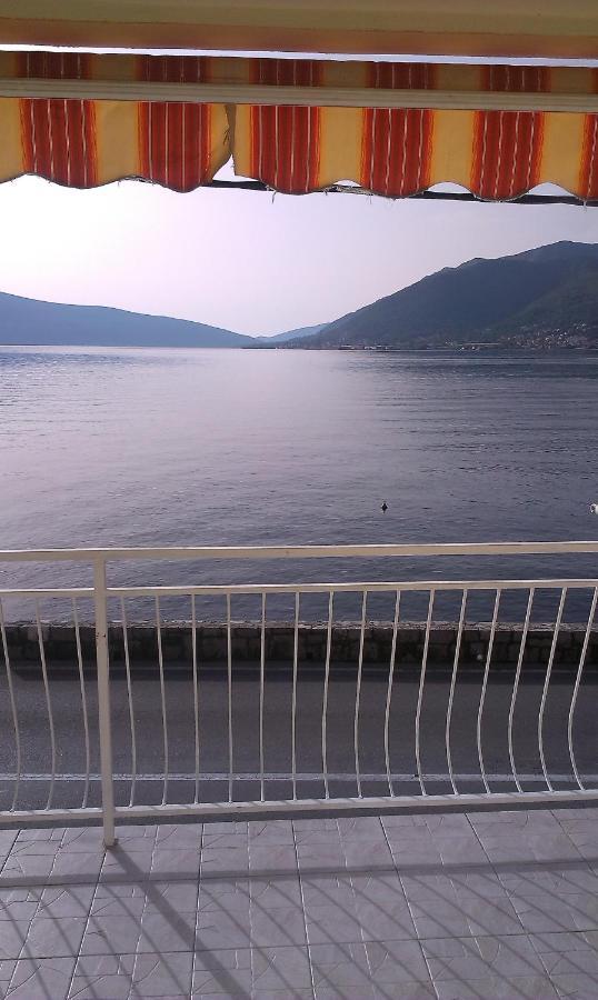 Apartments Olga Tivat Exterior foto